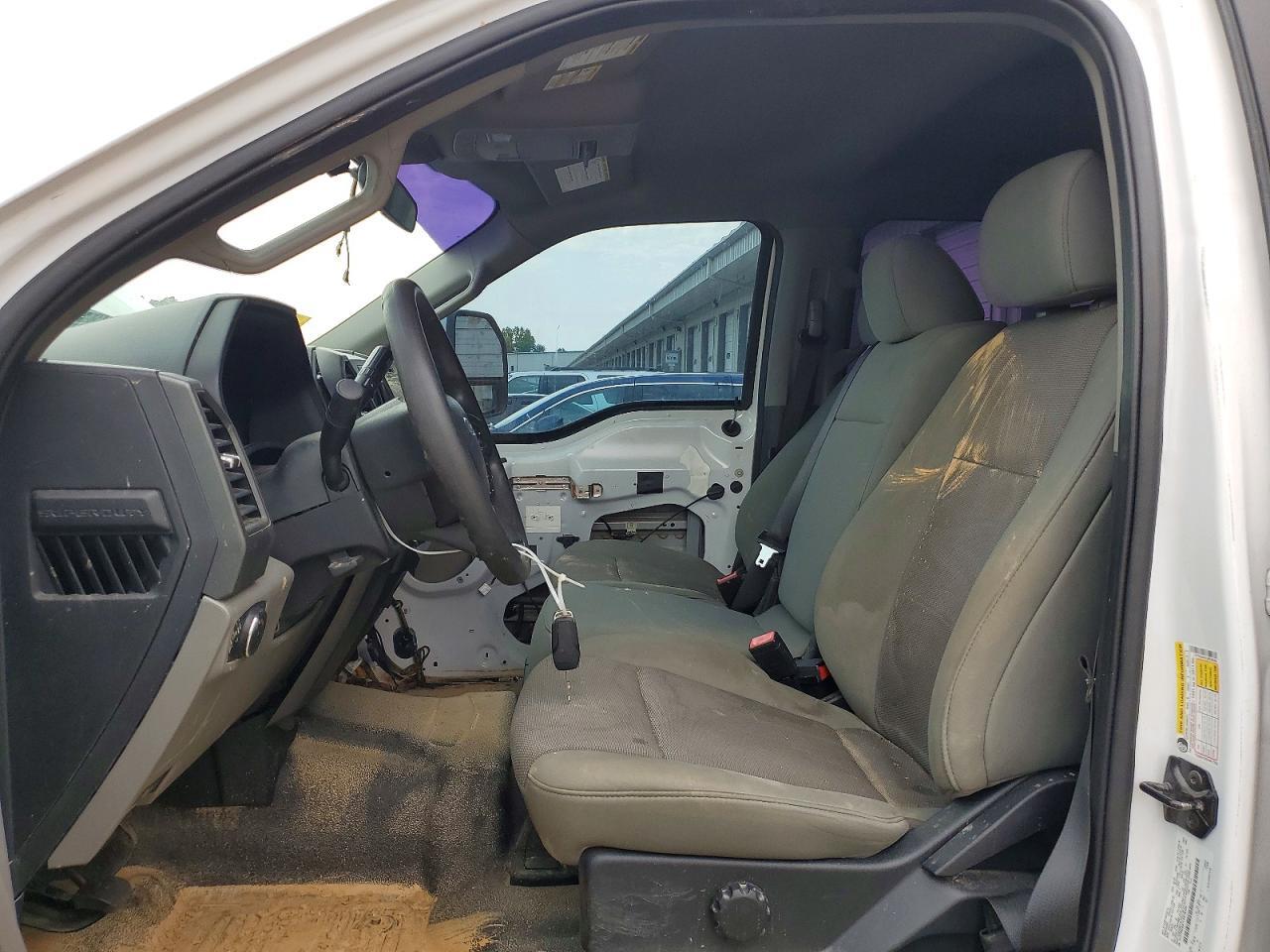 2020 FORD F250 SUPER DUTY — Фото 7 из 13