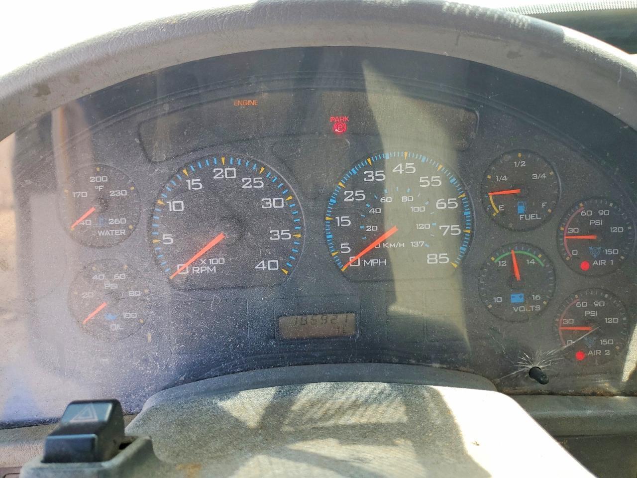2005 INTERNATIONAL 4300 CHIPPER TRUCK — Фото 9 из 12