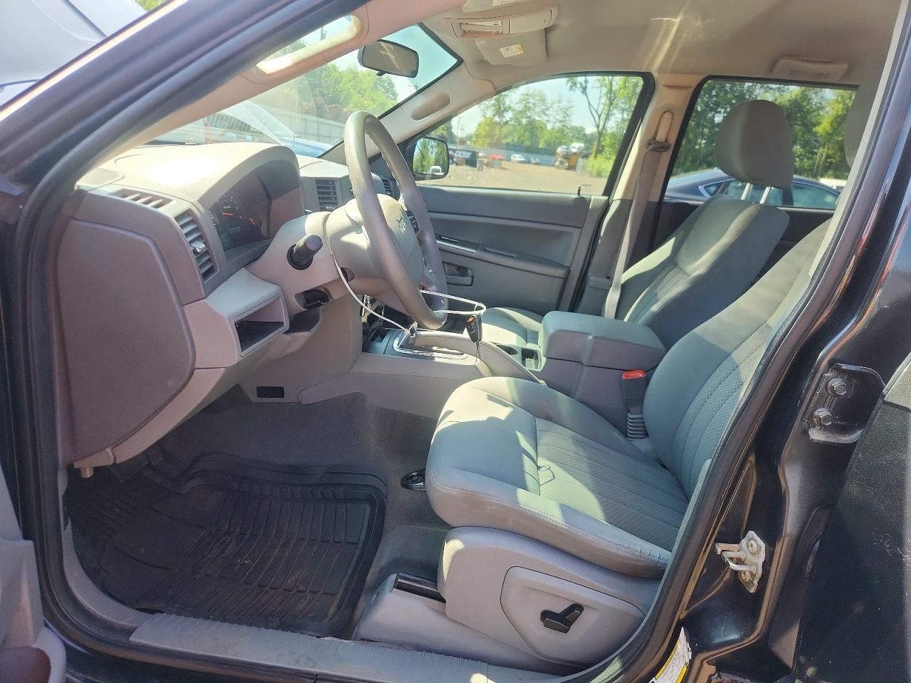 2005 JEEP GRAND CHEROKEE LAREDO/COLUMBIA/FREEDOM — Фото 7 из 12