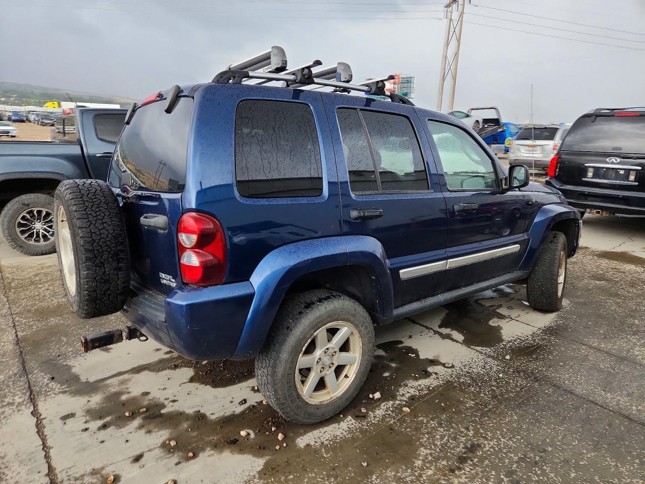 2005 JEEP LIBERTY LIMITED — Фото 3 из 12