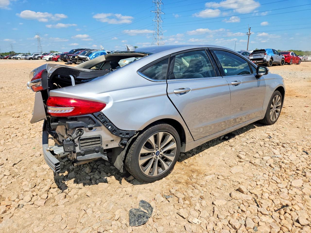2020 FORD FUSION SE — Фото 3 из 12