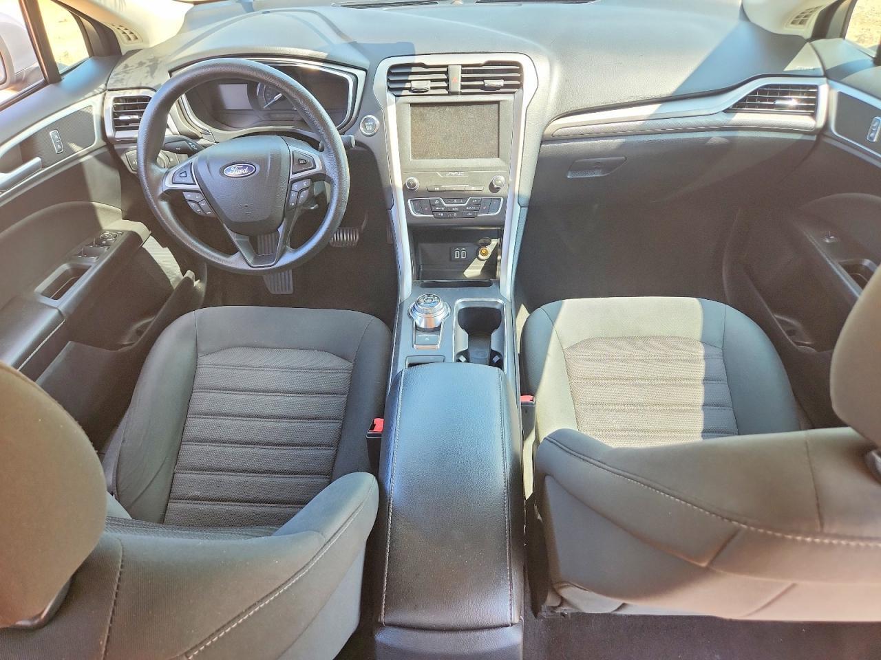 2020 FORD FUSION SE — Фото 8 из 12