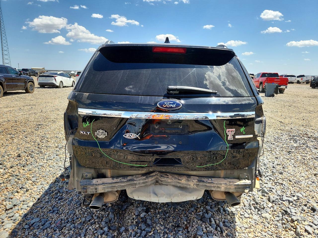 2016 FORD EXPLORER XLT — Фото 6 из 13