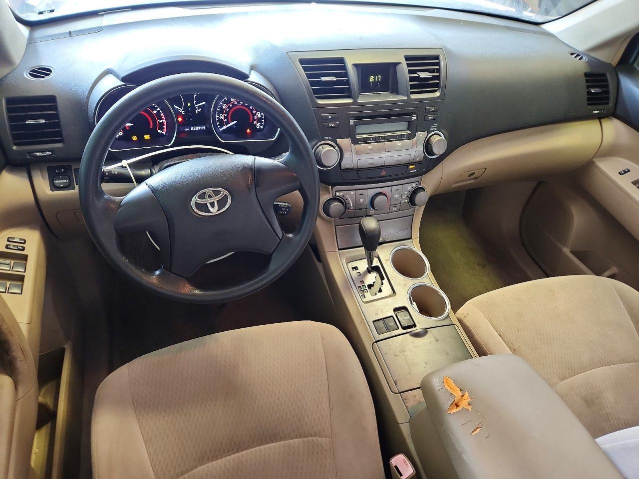 2008 TOYOTA HIGHLANDER BASE — Фото 8 из 13