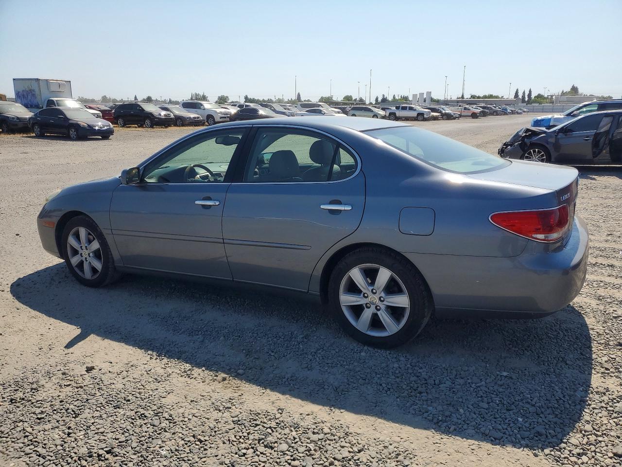 2005 LEXUS ES 330 — Фото 2 из 12