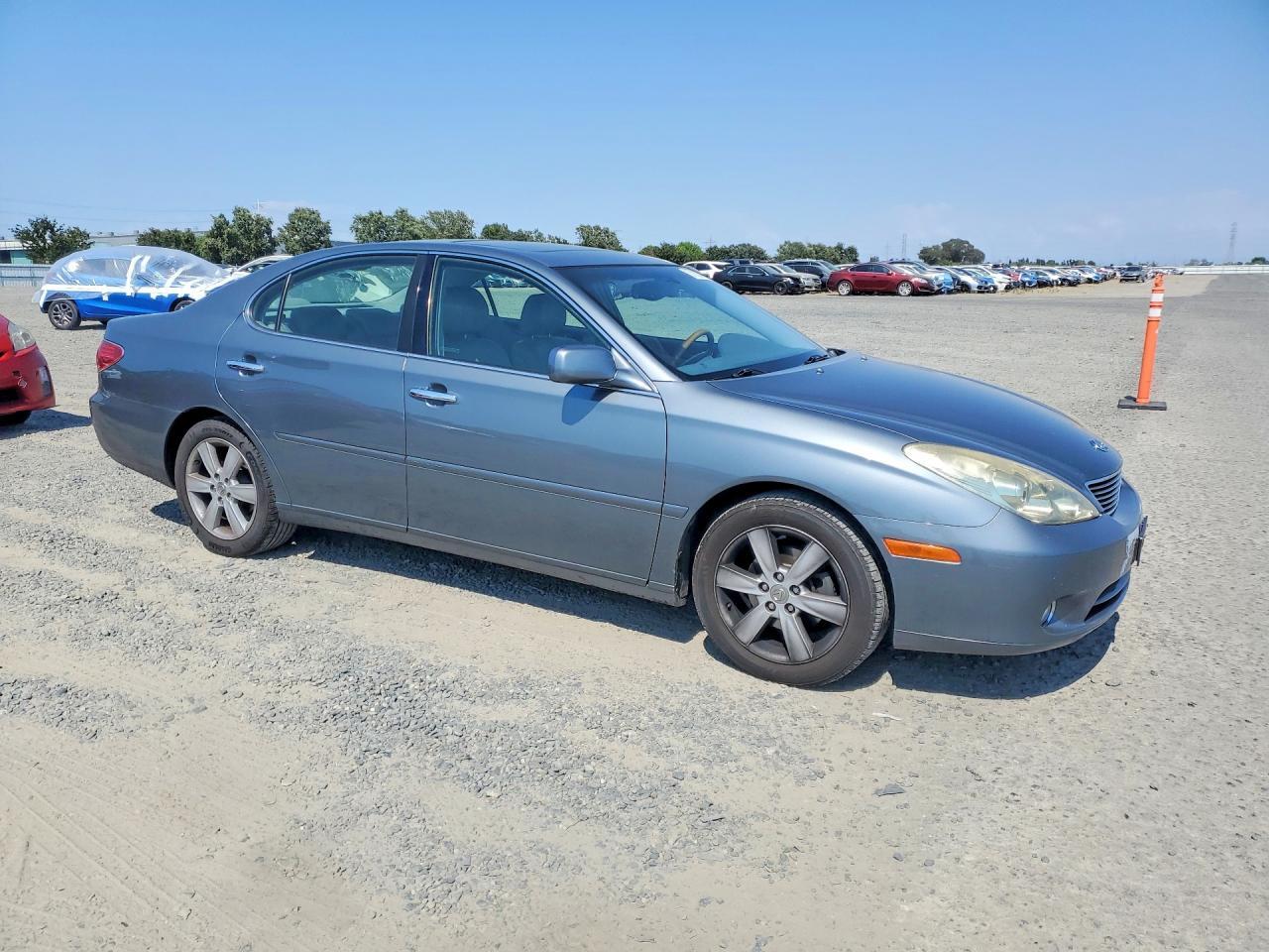 2005 LEXUS ES 330 — Фото 4 из 12