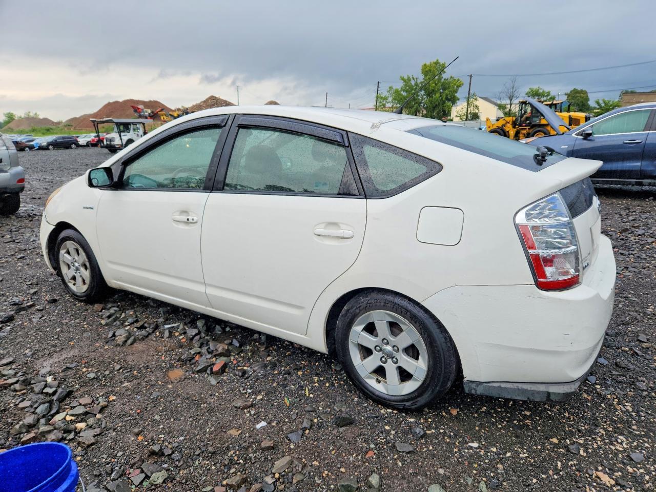 2008 TOYOTA PRIUS BASE — Фото 2 из 12
