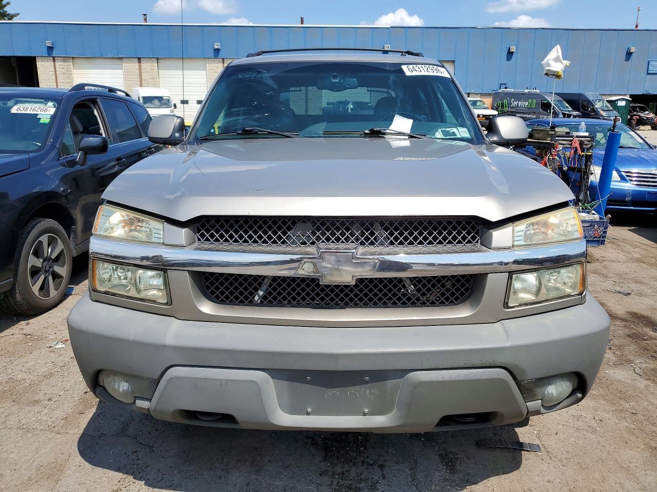 2002 CHEVROLET AVALANCHE K1500 — Фото 5 из 12