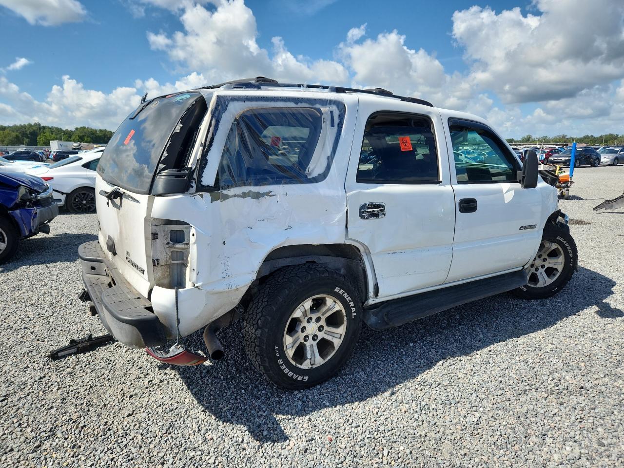 2002 CHEVROLET TAHOE C1500 — Фото 3 из 13