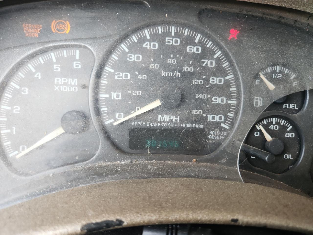 2002 CHEVROLET TAHOE C1500 — Фото 9 из 13