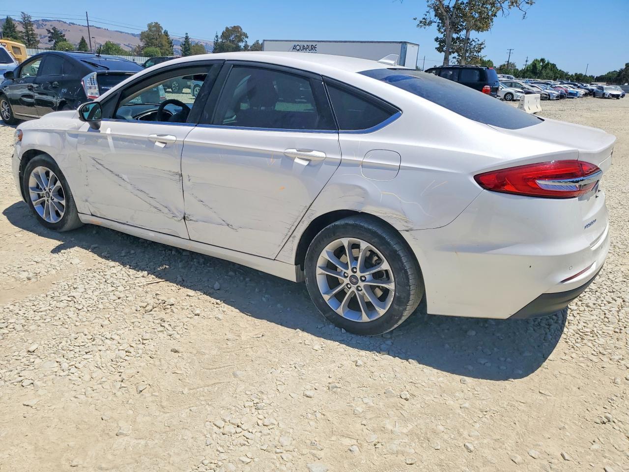 2020 FORD FUSION SE — Фото 2 из 12