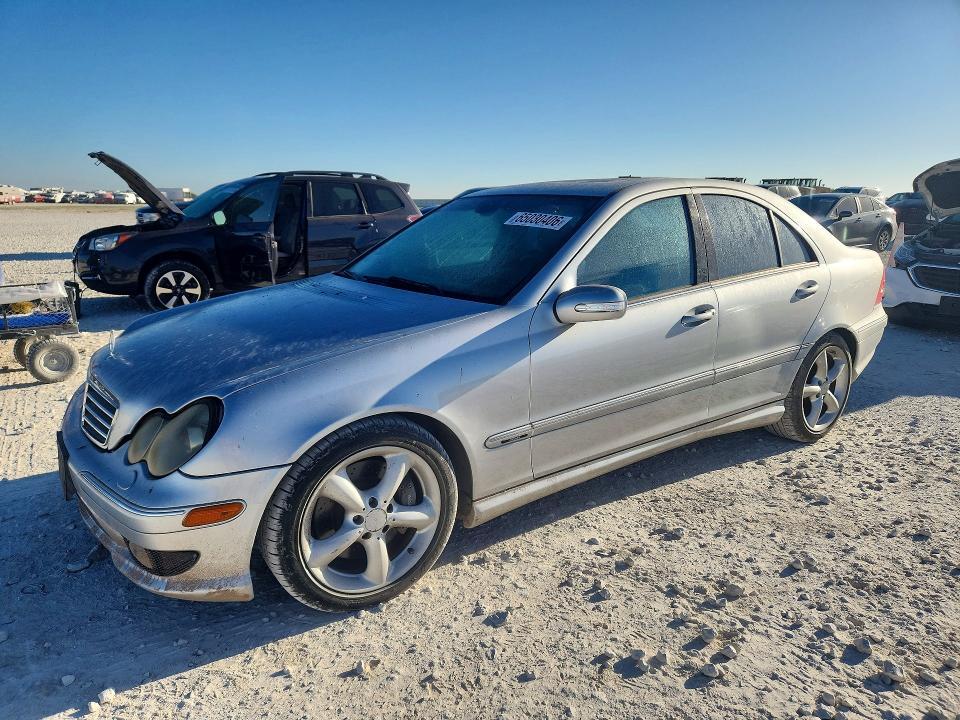 2005 MERCEDES-BENZ C WDBRF40J45F564484