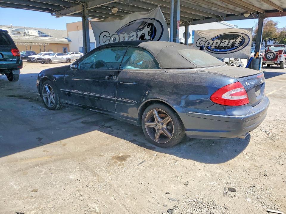 2005 MERCEDES-BENZ CLK 500 — Фото 2 из 13