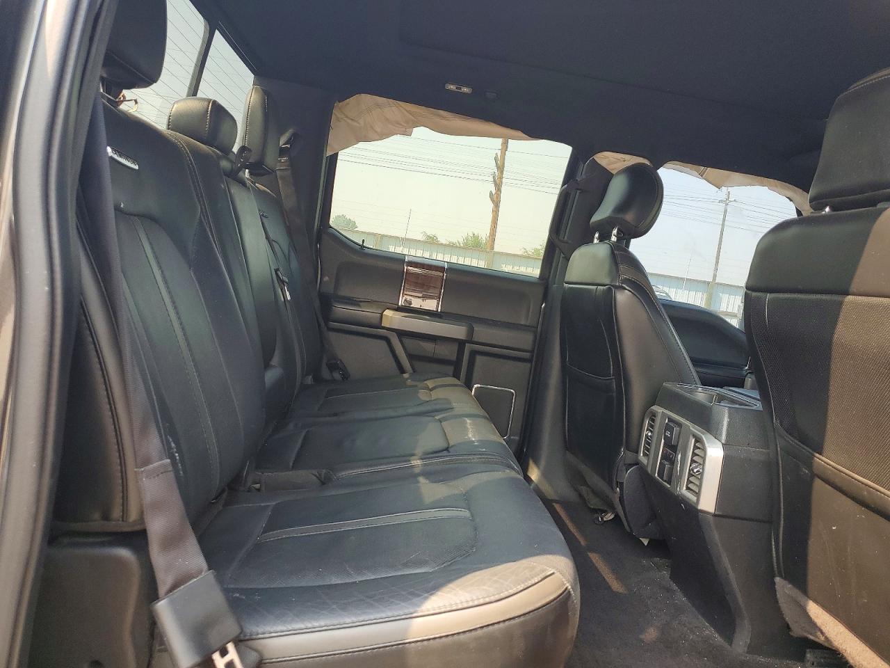 1FTFW1EG2GFA00433 2016 FORD F150 photo no. 10