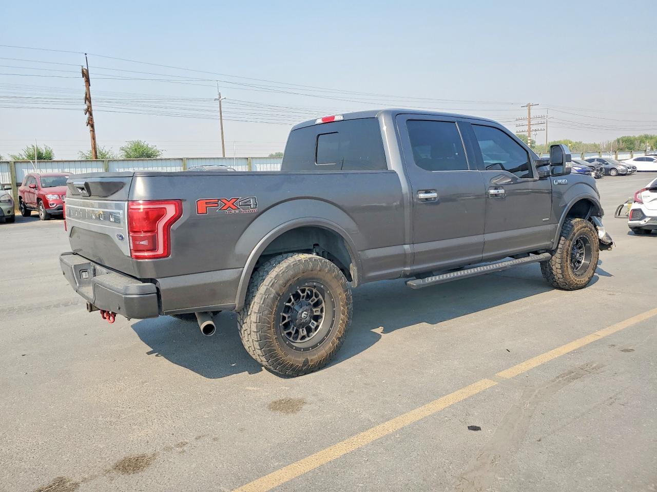 1FTFW1EG2GFA00433 2016 FORD F150 photo no. 3