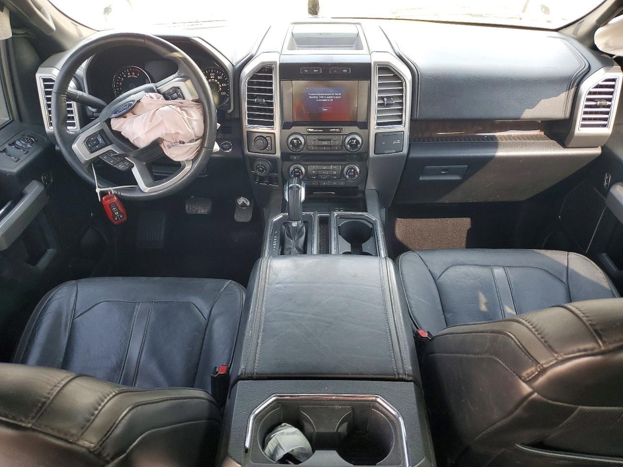 1FTFW1EG2GFA00433 2016 FORD F150 photo no. 8