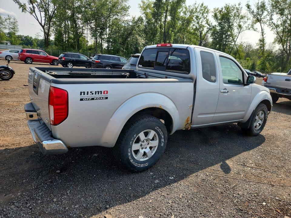 2005 NISSAN FRONTIER SE — Фото 3 из 12
