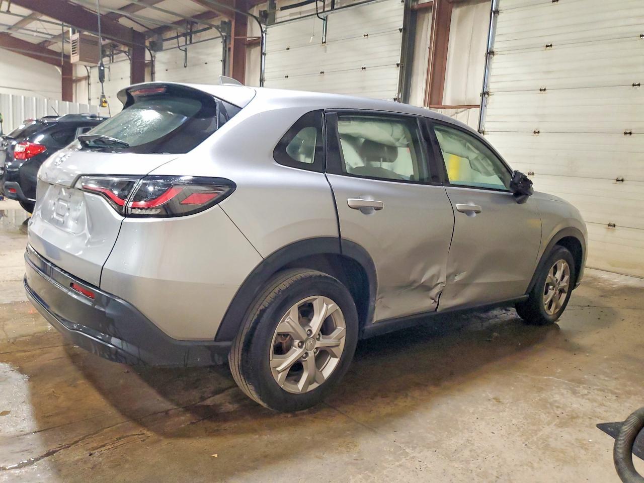 2024 HONDA HR-V LX — Фото 3 из 13