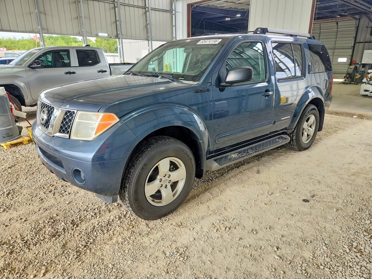 2005 NISSAN PATHFINDER 5N1AR18WX5C774654