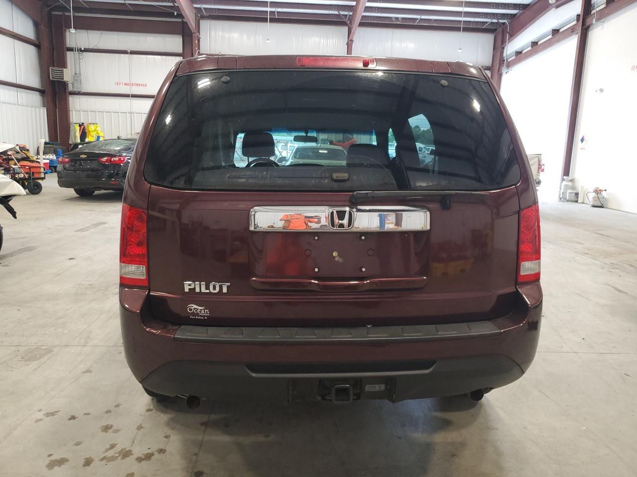 2012 HONDA PILOT LX — Фото 6 из 12