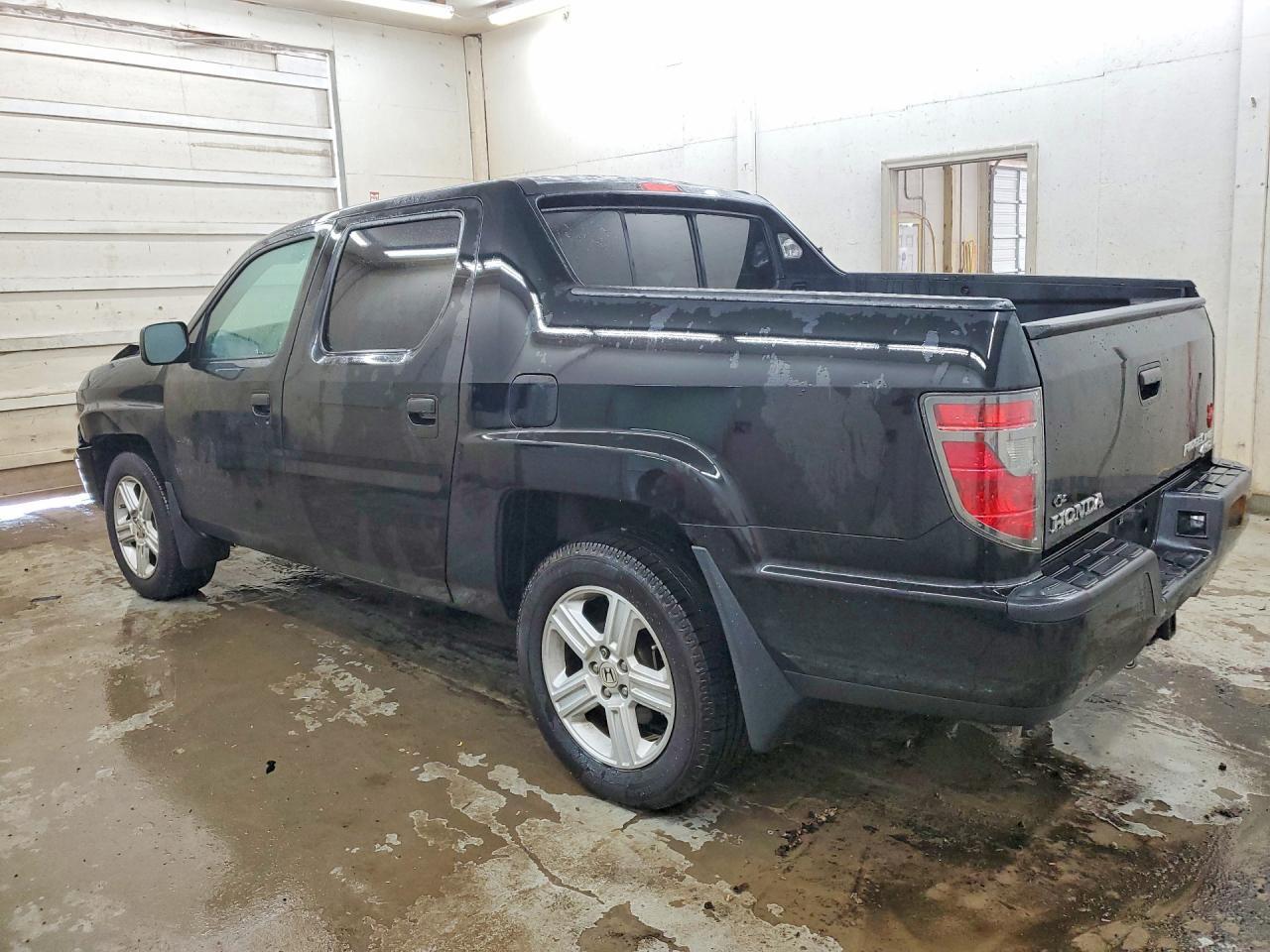 2012 HONDA RIDGELINE RTL — Фото 2 из 13
