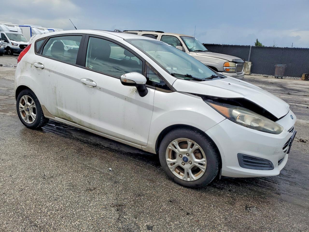 2016 FORD FIESTA SE — Фото 4 из 12