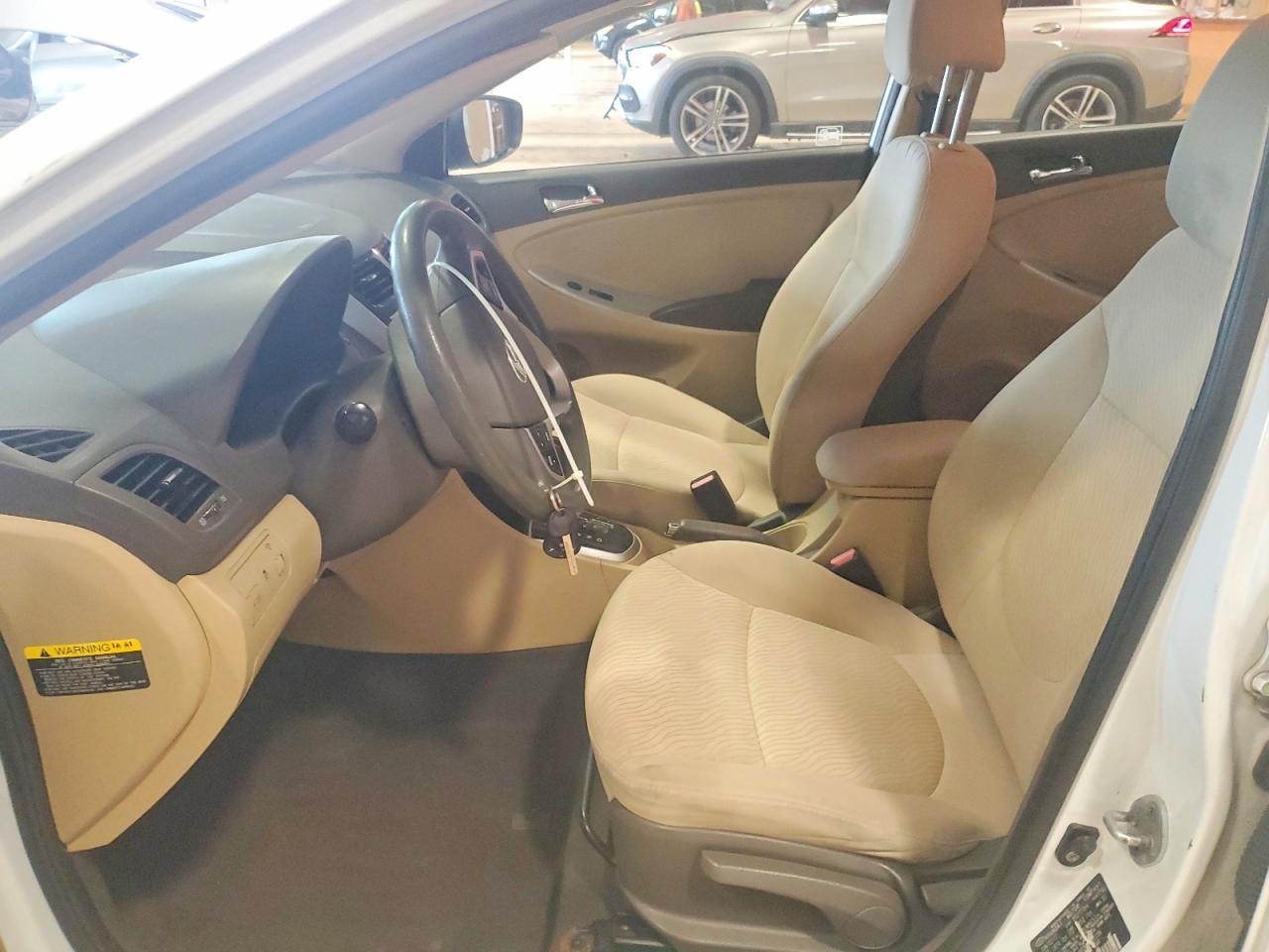 2012 HYUNDAI ACCENT GLS — Фото 7 из 12