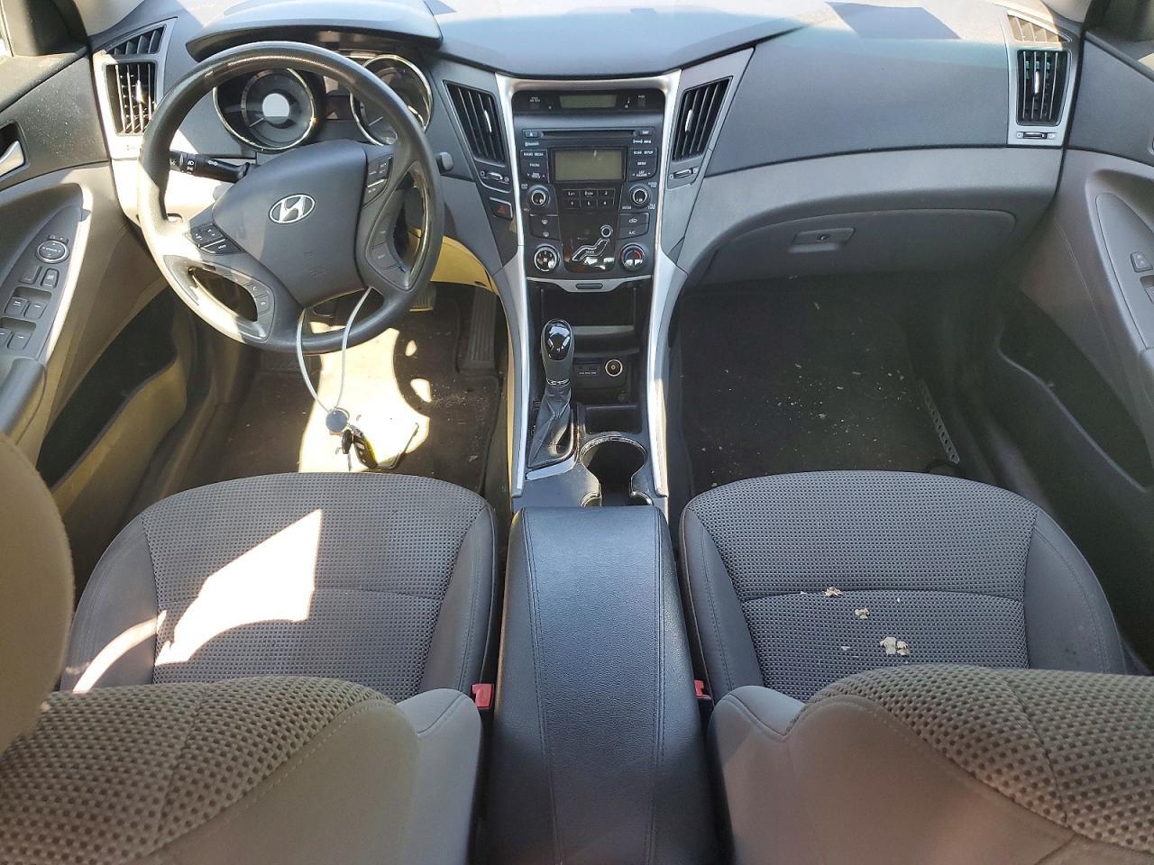 5NPEB4AC7CH414853 2012 HYUNDAI SONATA photo no. 8