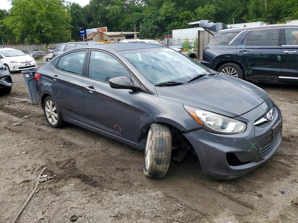 KMHCU4AE1CU043211 2012 HYUNDAI ACCENT photo no. 4