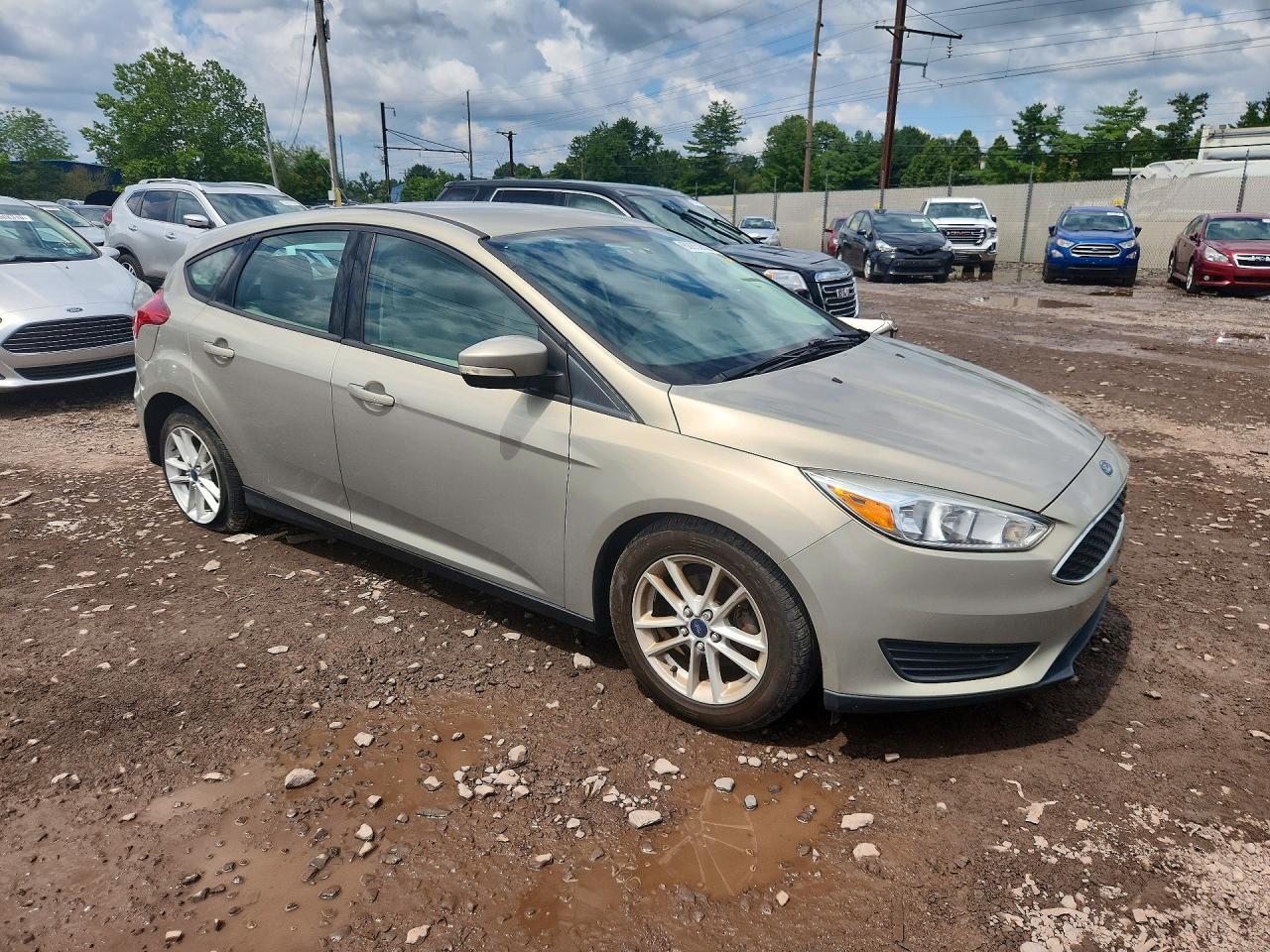 2016 FORD FOCUS SE — Фото 4 из 12