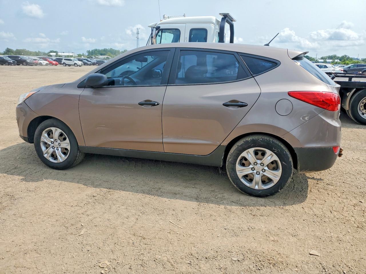 2012 HYUNDAI TUCSON GL — Фото 2 из 13