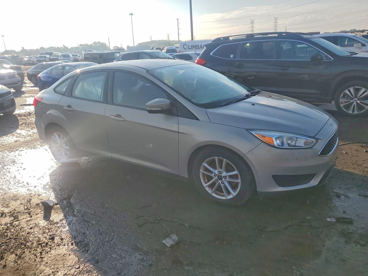 1FADP3F25GL305564 2016 FORD FOCUS photo no. 4