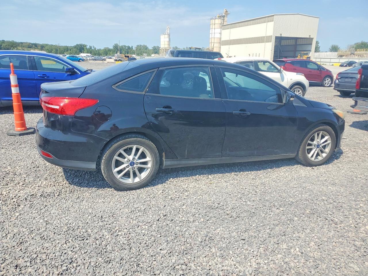 2016 FORD FOCUS SE — Фото 3 из 12
