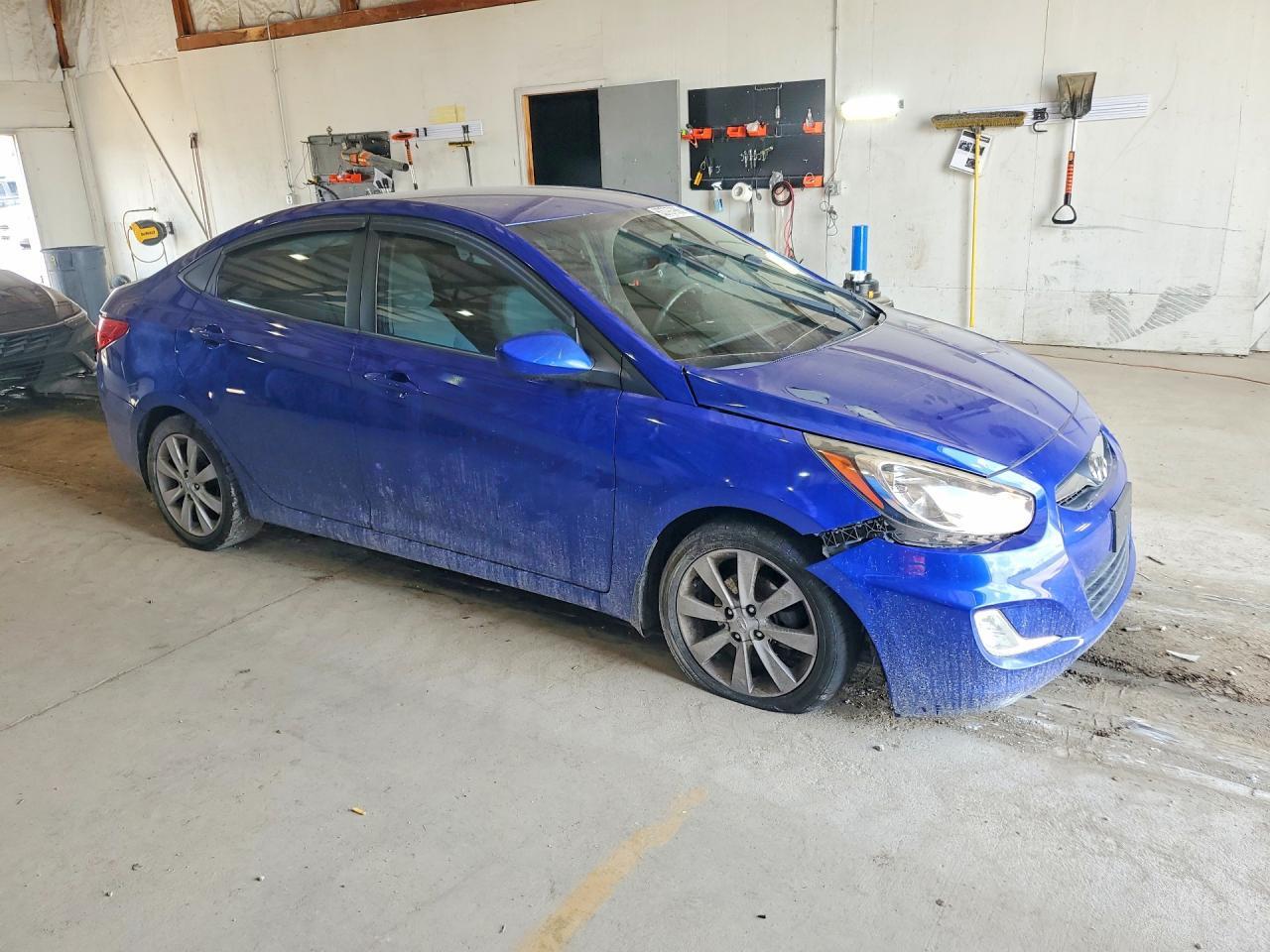 2012 HYUNDAI ACCENT GLS — Фото 4 из 12