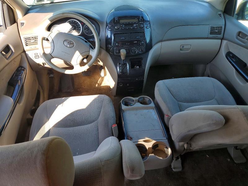 2005 TOYOTA SIENNA LE — Фото 8 из 13