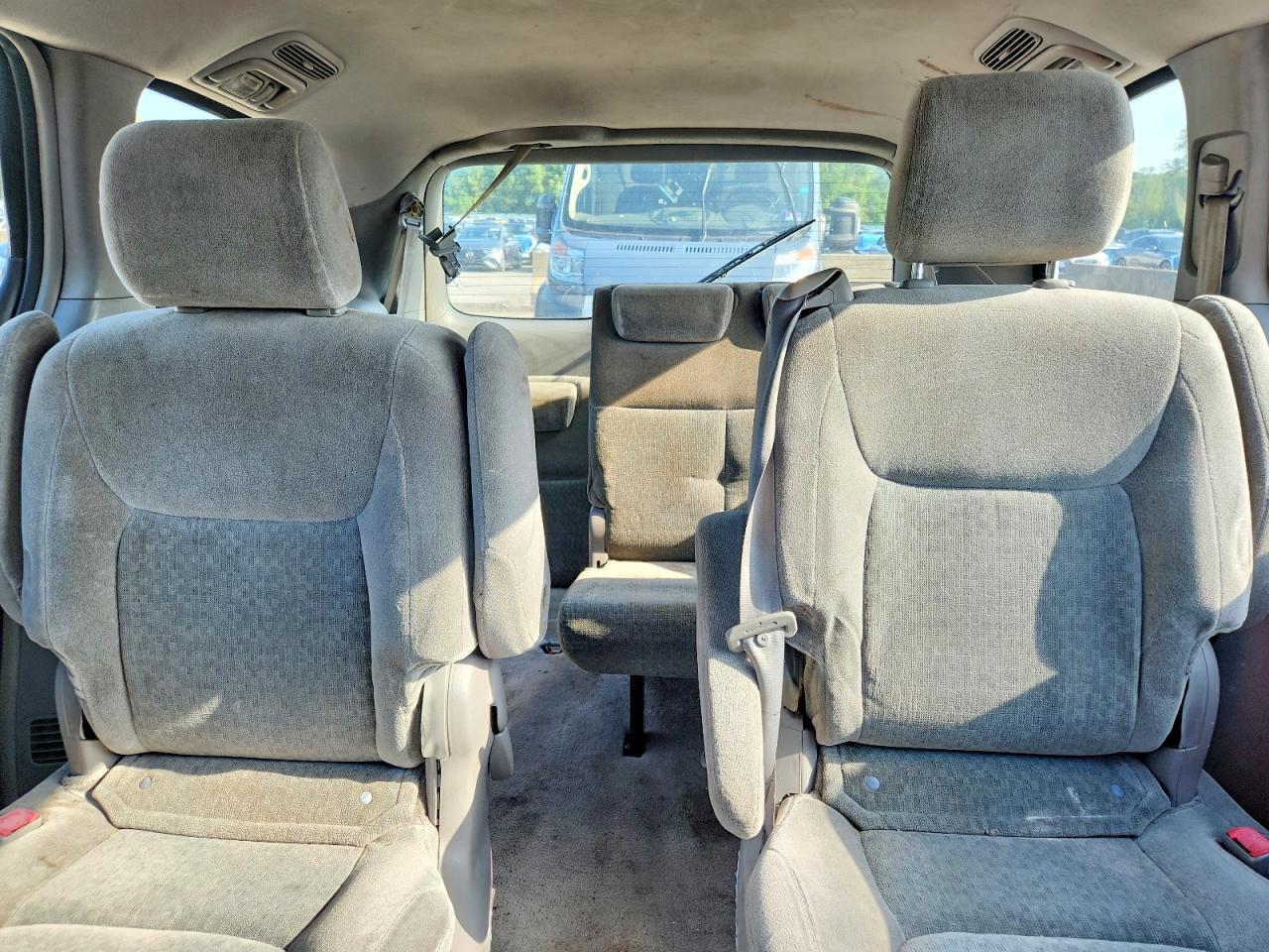 2005 TOYOTA SIENNA CE 7 PASSENGER — Фото 10 из 13