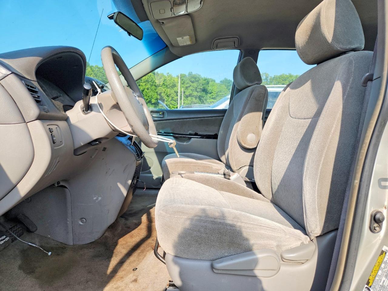 2005 TOYOTA SIENNA CE 7 PASSENGER — Фото 7 из 13