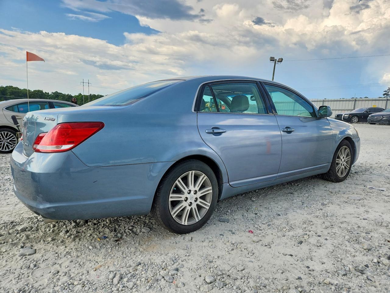 2005 TOYOTA AVALON LIMITED — Фото 3 из 12