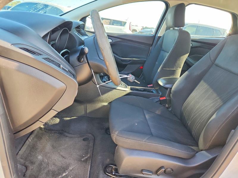 1FADP3F27GL391234 2016 FORD FOCUS photo no. 9