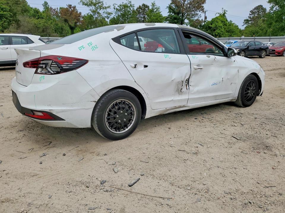 2020 HYUNDAI ELANTRA SE — Фото 3 из 12