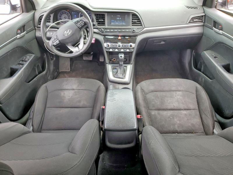 2020 HYUNDAI ELANTRA SE — Фото 8 из 12