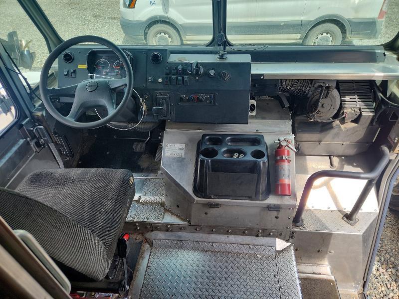 4UZAC2EA6LCLZ6636 2020 FREIGHTLINER CHASSIS photo no. 8