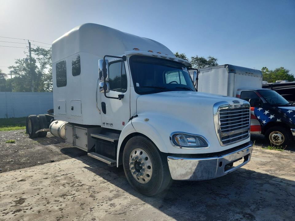 2020 FREIGHTLINER M2 112 MED - SEMI TRUCK — Фото 4 из 14