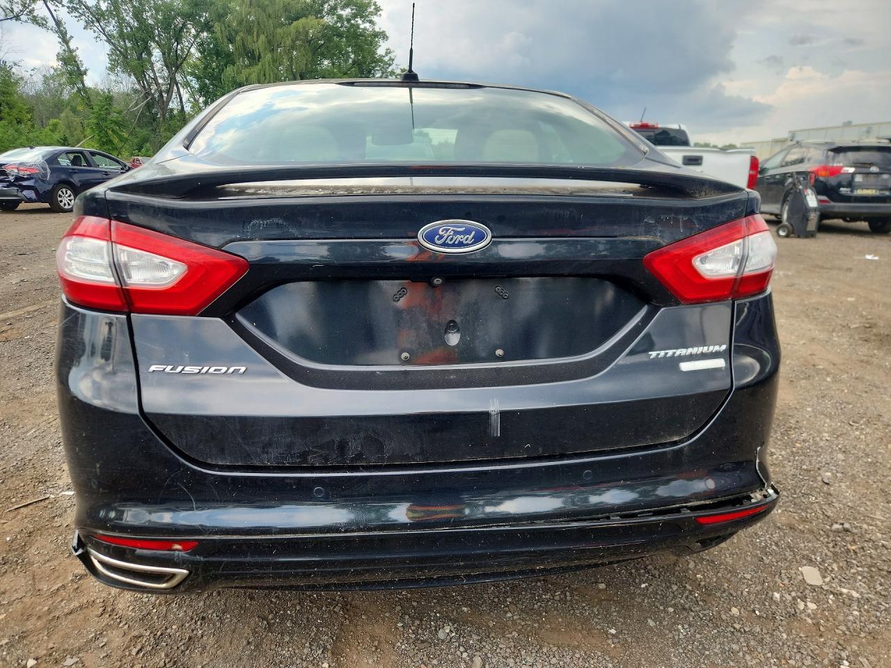 2016 FORD FUSION — Фото 6 из 12