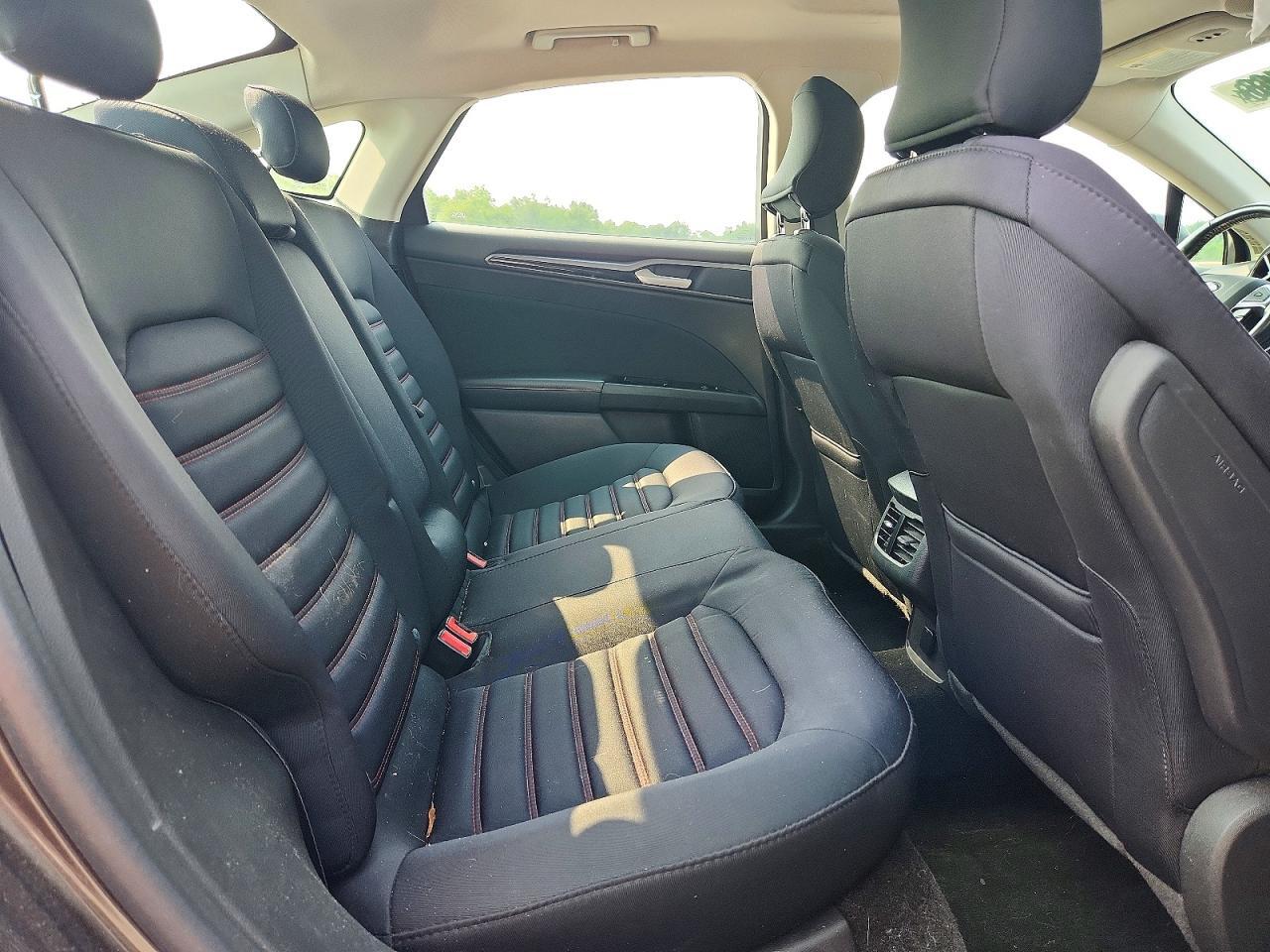 2016 FORD FUSION SE — Фото 10 из 12
