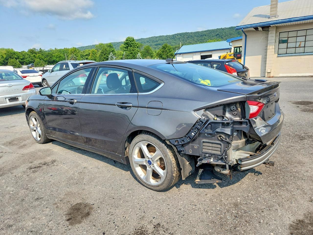 2016 FORD FUSION SE — Фото 2 из 12