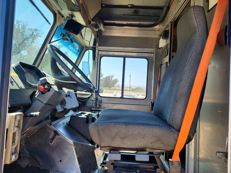 2020 FREIGHTLINER MT45G CHASSIS DELIVERY TRUCK — Фото 7 из 13