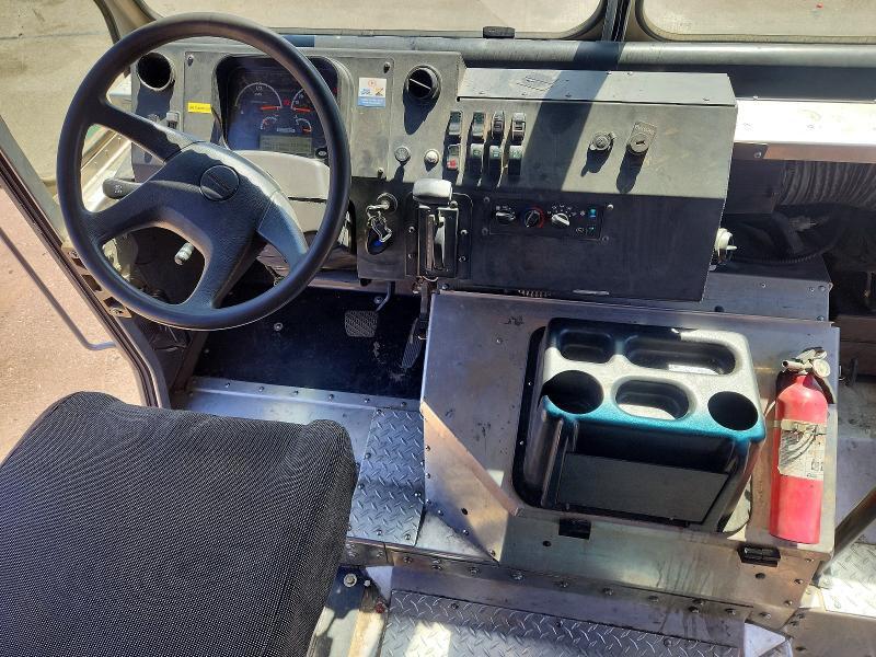 2020 FREIGHTLINER MT45G CHASSIS DELIVERY TRUCK — Фото 8 из 13