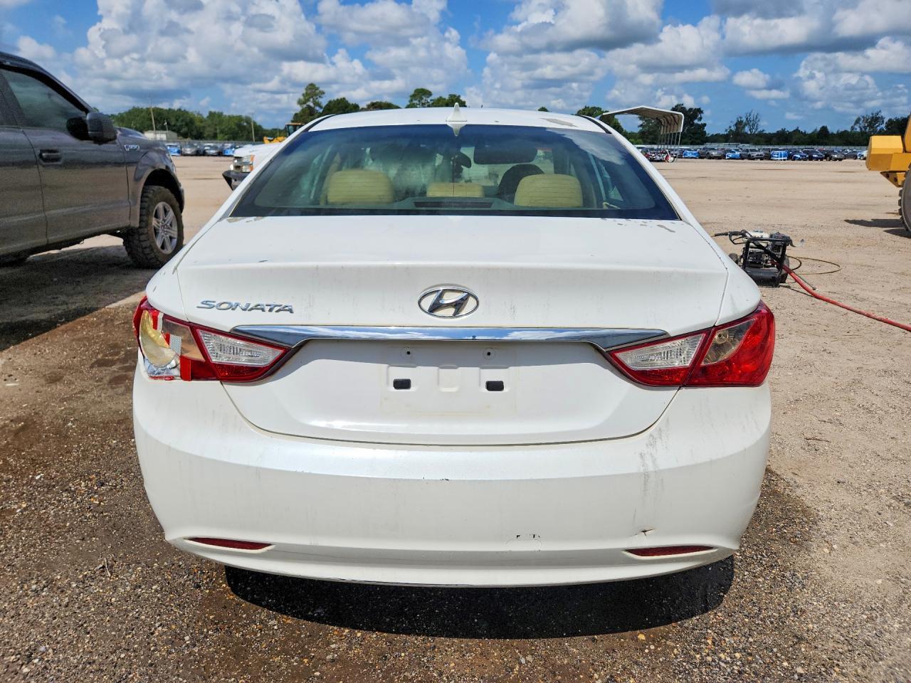 5NPEB4AC4CH364963 2012 HYUNDAI SONATA photo no. 6