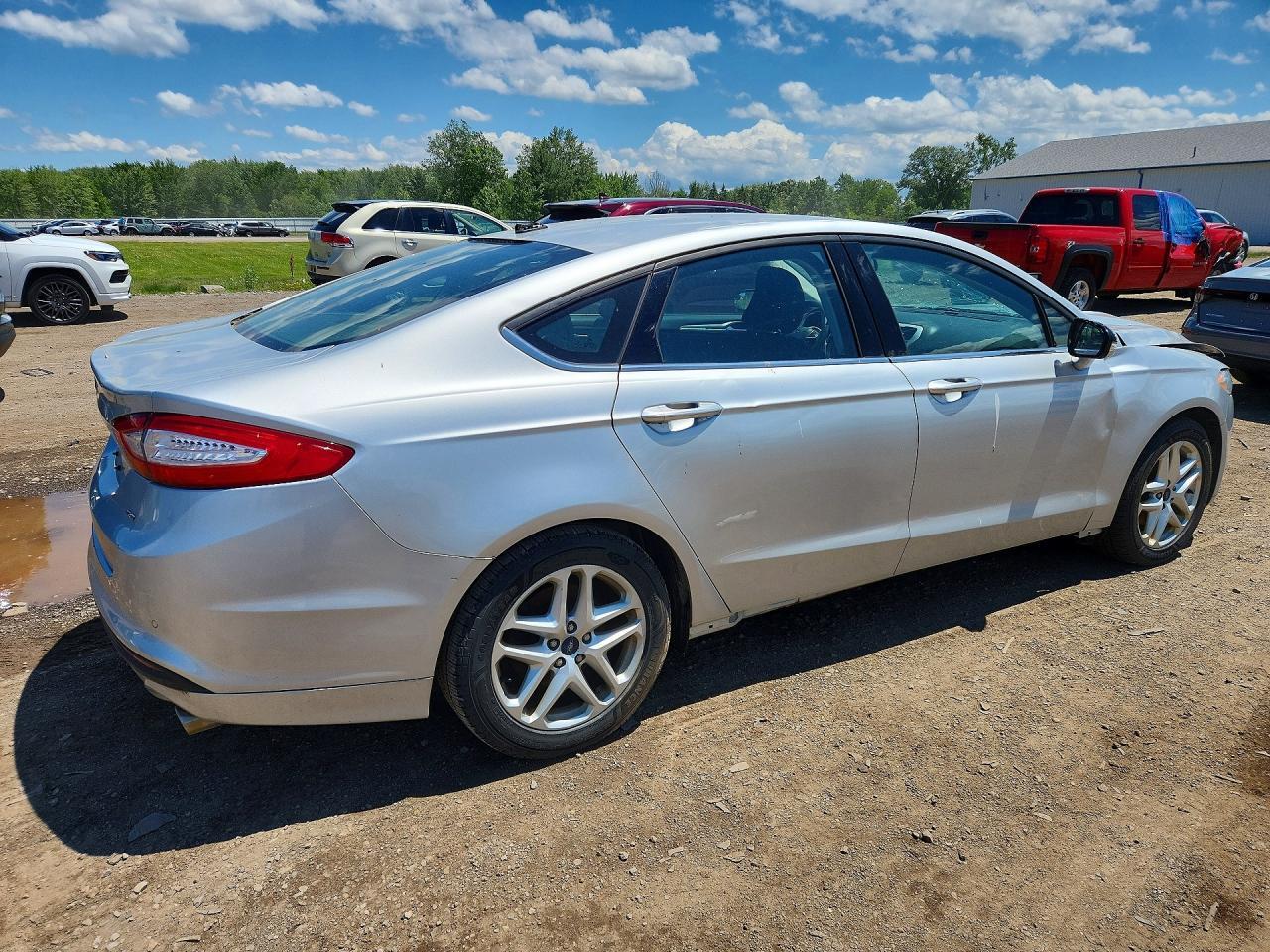 2016 FORD FUSION SE — Фото 3 из 12